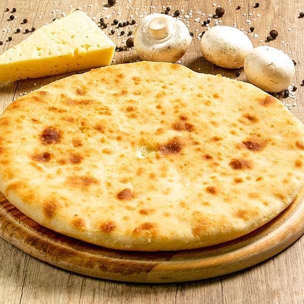 Осетинские пироги с курицей, грибами и сыром